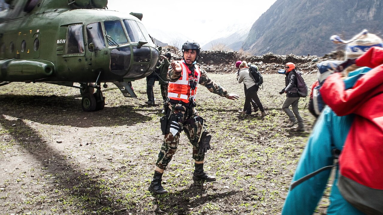 Dư Chấn: Everest Và Vụ Động Đất Tại Nepal Dư Chấn: Everest Và Vụ Động Đất Tại Nepal