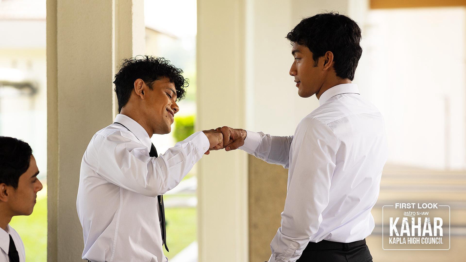 Kahar: Hội Đồng Trung Học Kapla Kahar: Hội Đồng Trung Học Kapla